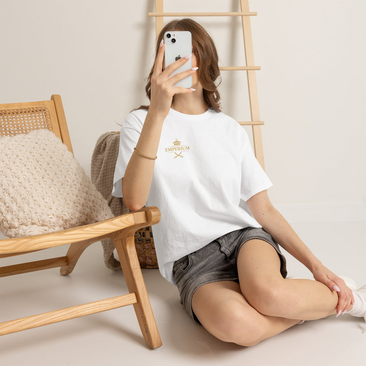 Titre produit : T-Shirt Tomyris — La Reine qui Tua Cyrus